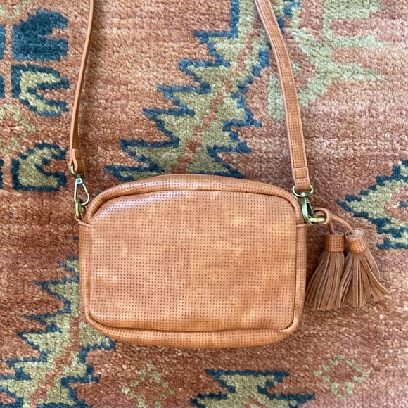 Beautiful Anthropologie brown Leather Crossbody bag with tassels! NWT - Picture 5 of 11